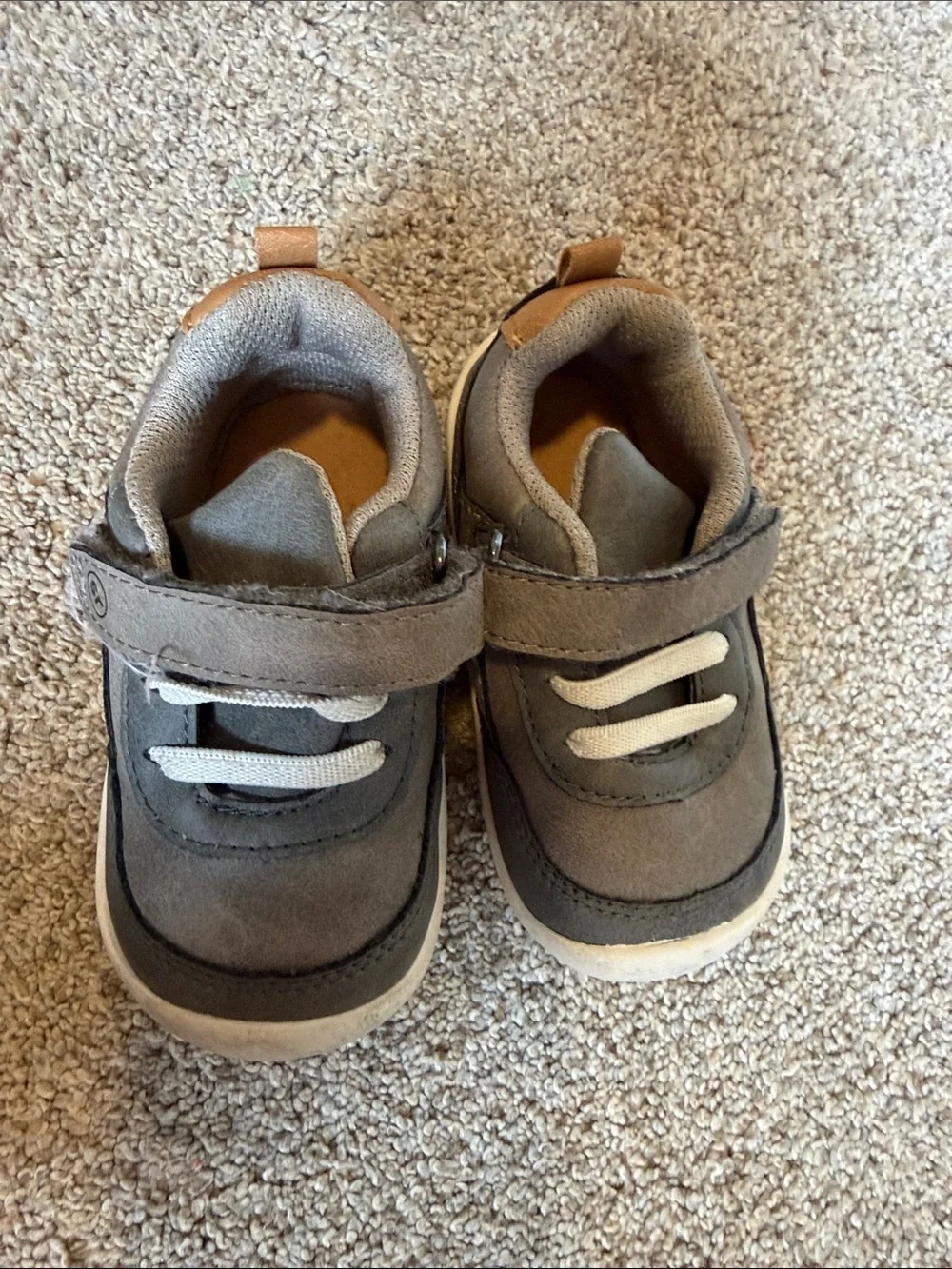 Stride Rite Toddler Sneakers in Gray and Tan Accents